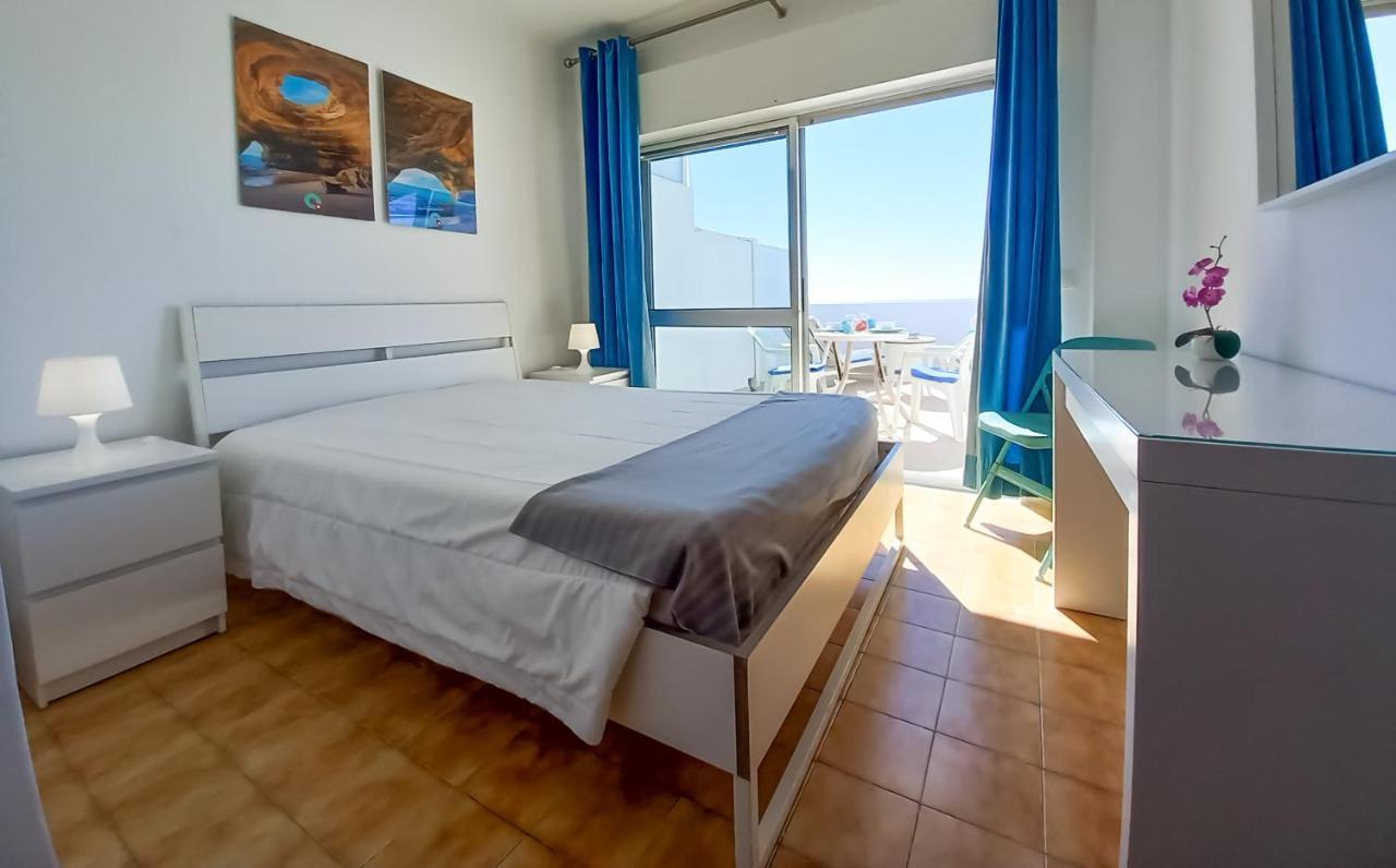 Mira Atlantico 13- Terraco Com Vista Mar E Cidade, Wifi, 80Mt Praia Quarteira Exterior photo